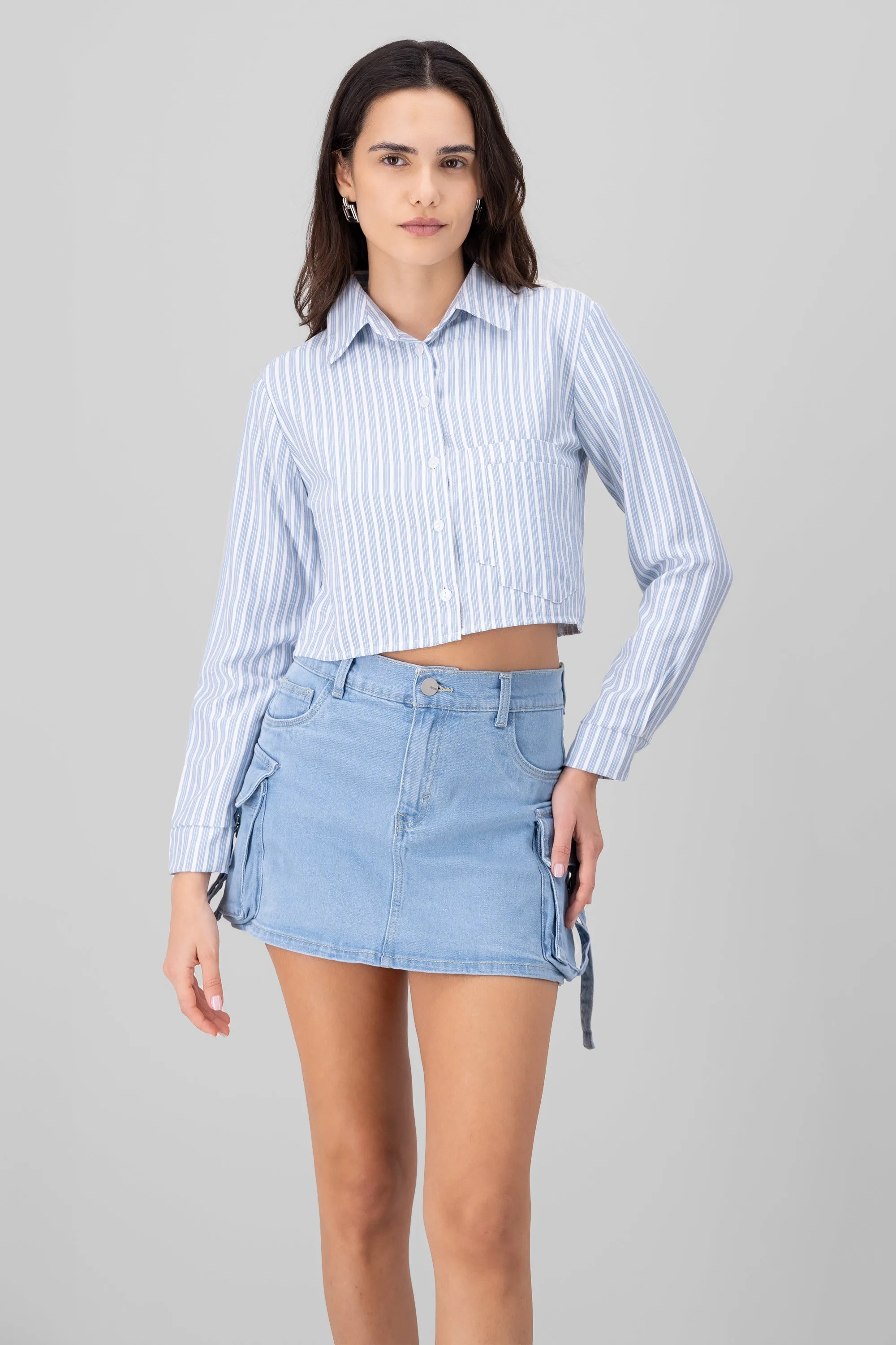 Camisa crop detalle doble bolsa sold by Shasa product image thumbnail 2