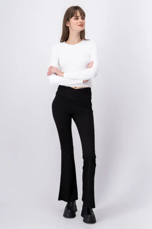 Pantalón liso flared sold by Shasa