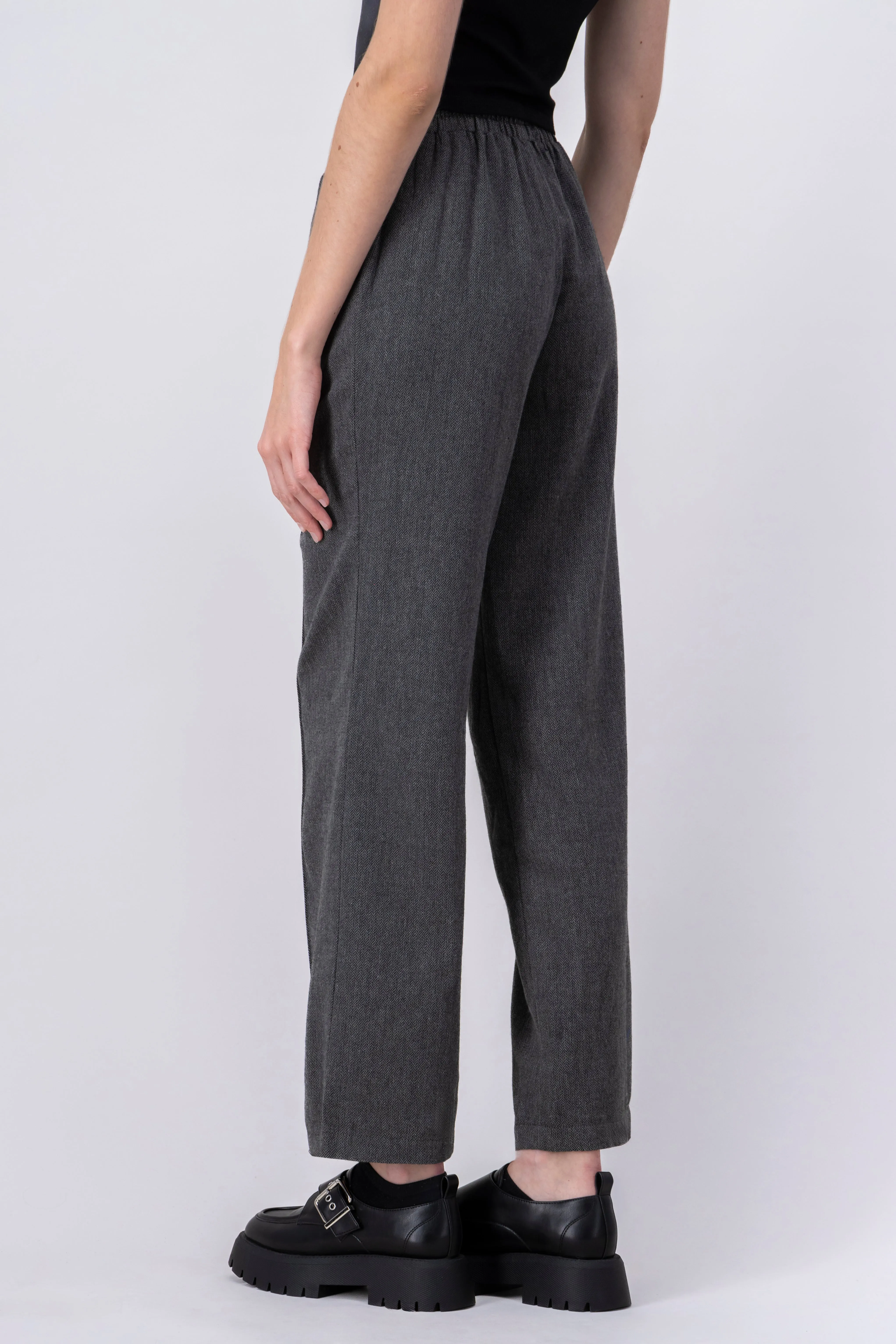 Pantalon amplio detalle resorte sold by Shasa product image thumbnail 4