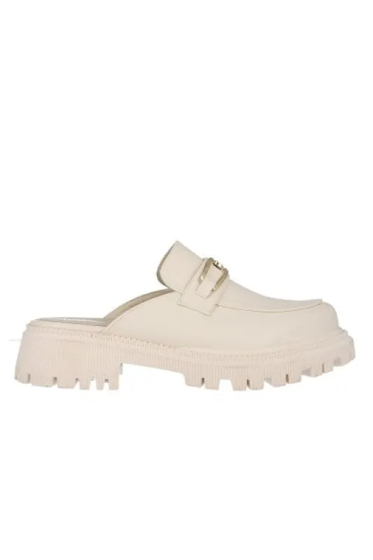 Loafers chunky destalonado sold by Shasa