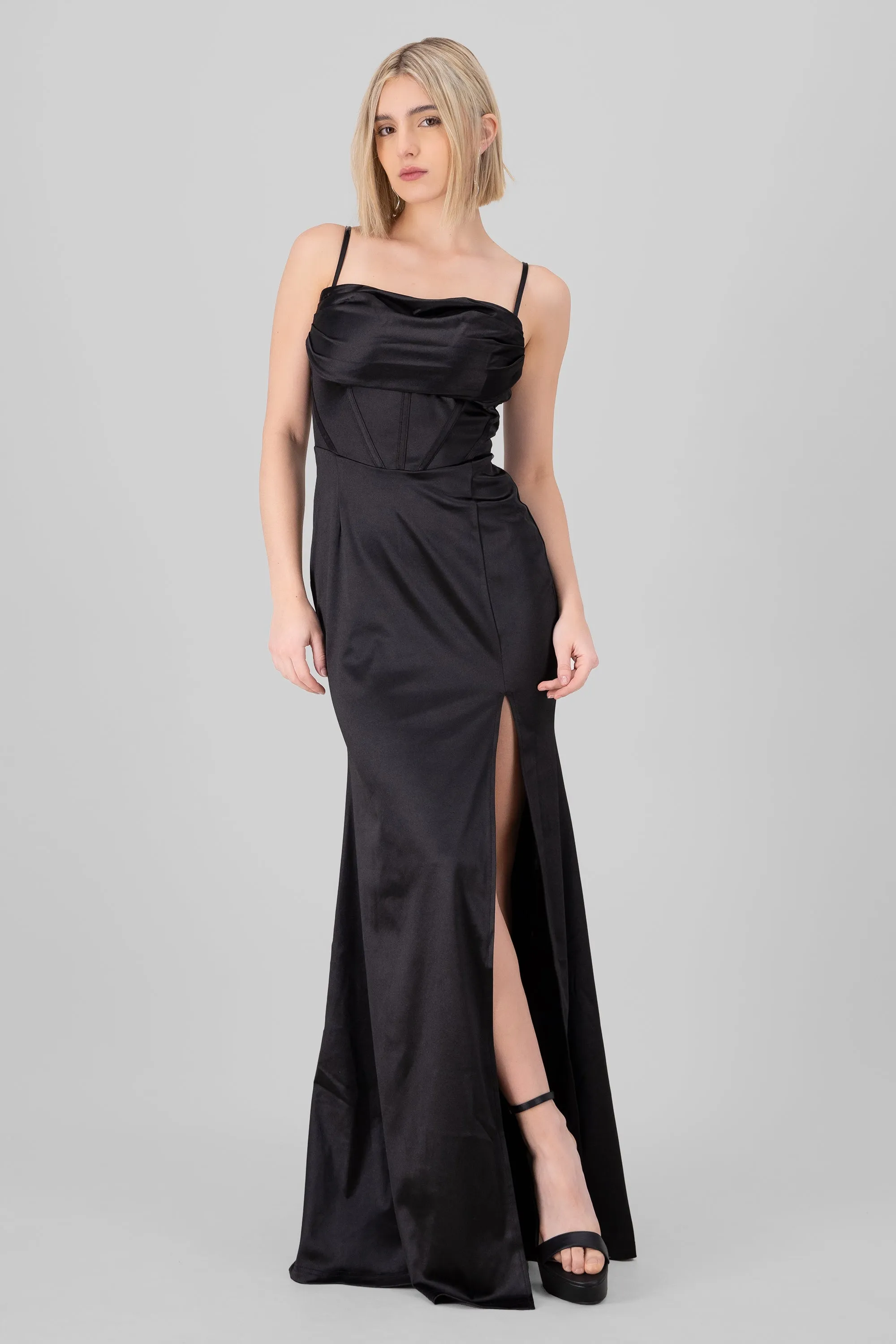 Vestido maxi escote cascada sold by Shasa