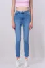 Jeans skinny cintura alta sold by Shasa