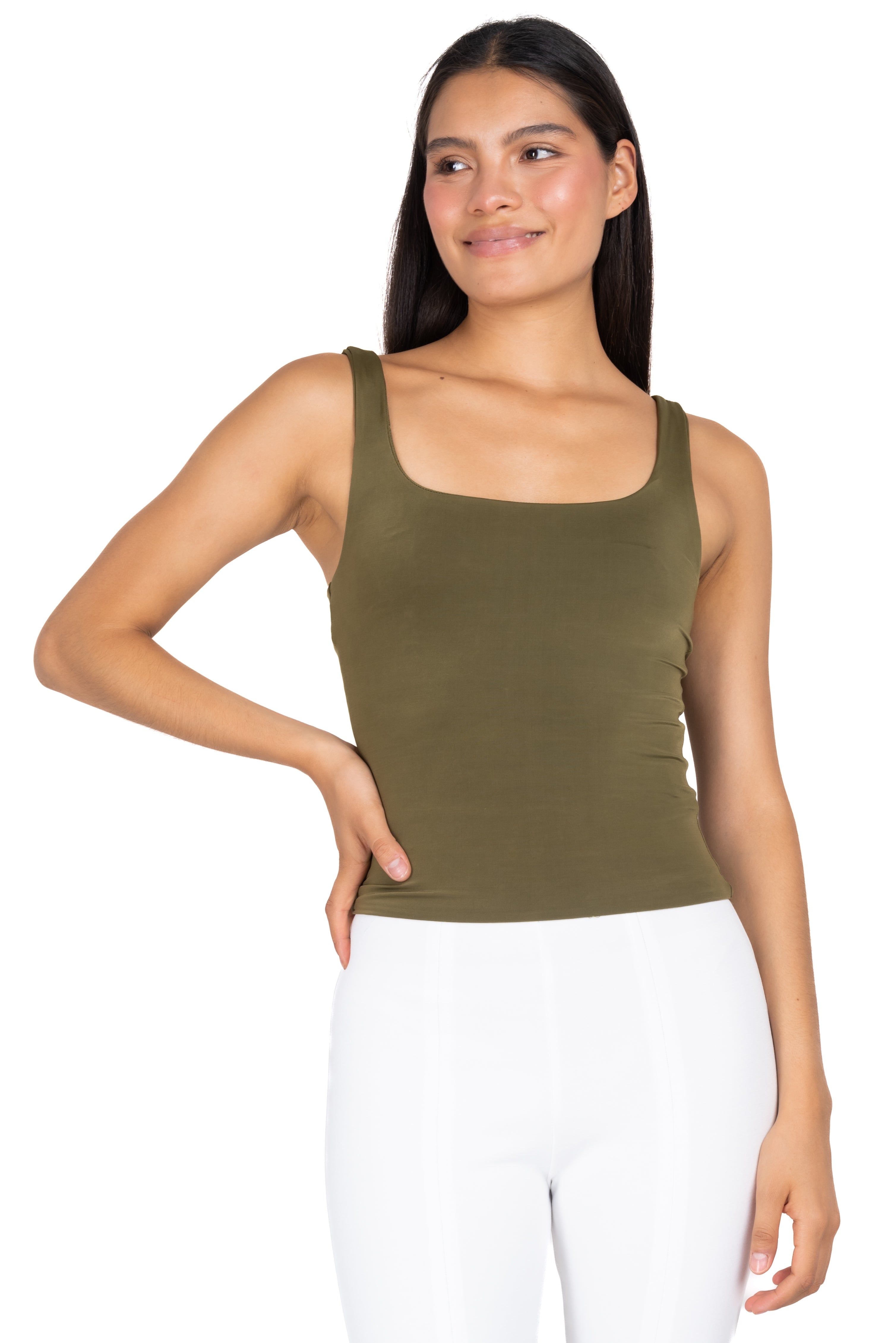 Top liso tirantes anchos sold by Shasa