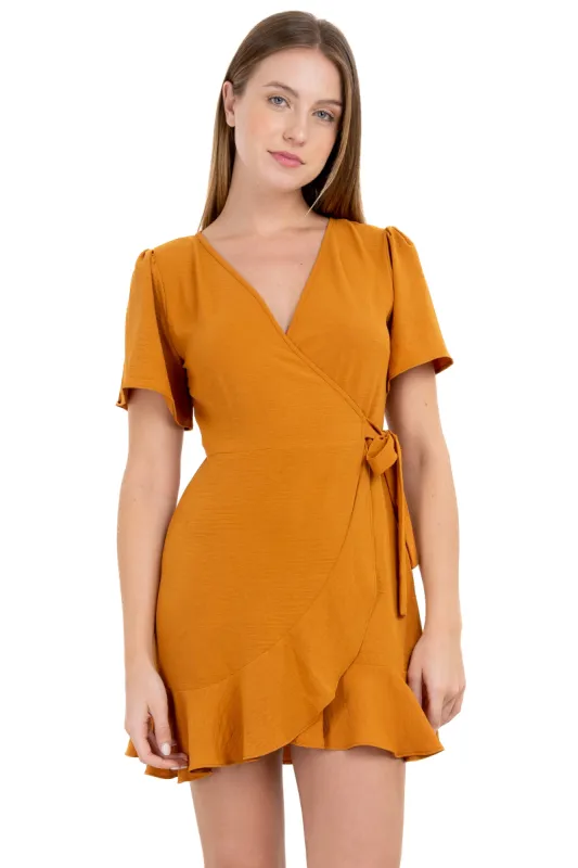 Vestido mini manga corta cruzado sold by Shasa