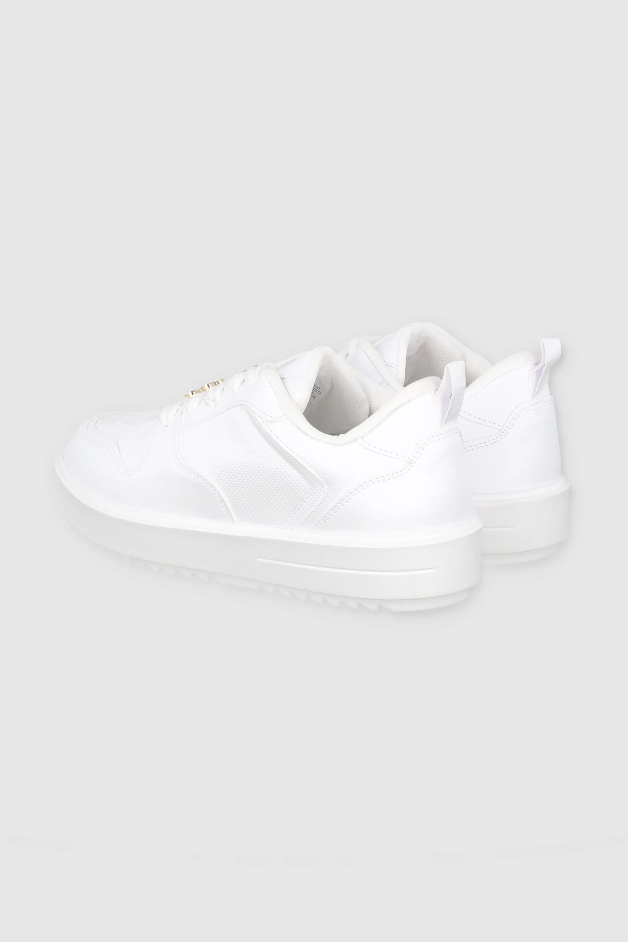 Tenis Charms Corazón sold by Shasa product image thumbnail 4