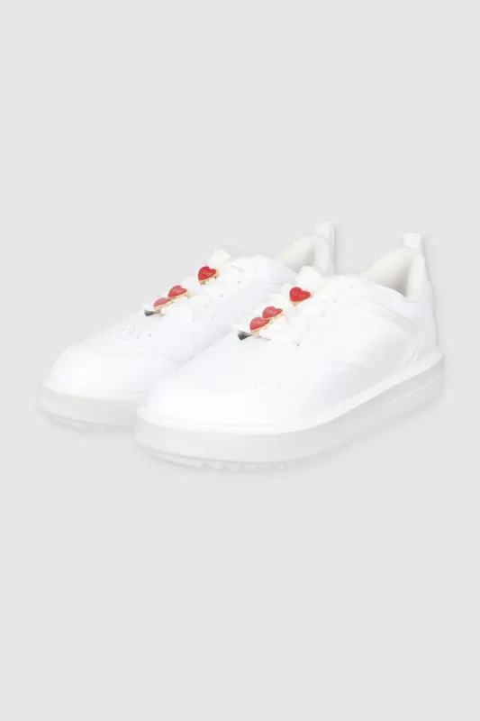 Tenis Charms Corazón sold by Shasa