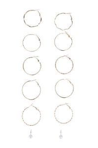 Set 6 pares arracadas onduladas sold by Shasa