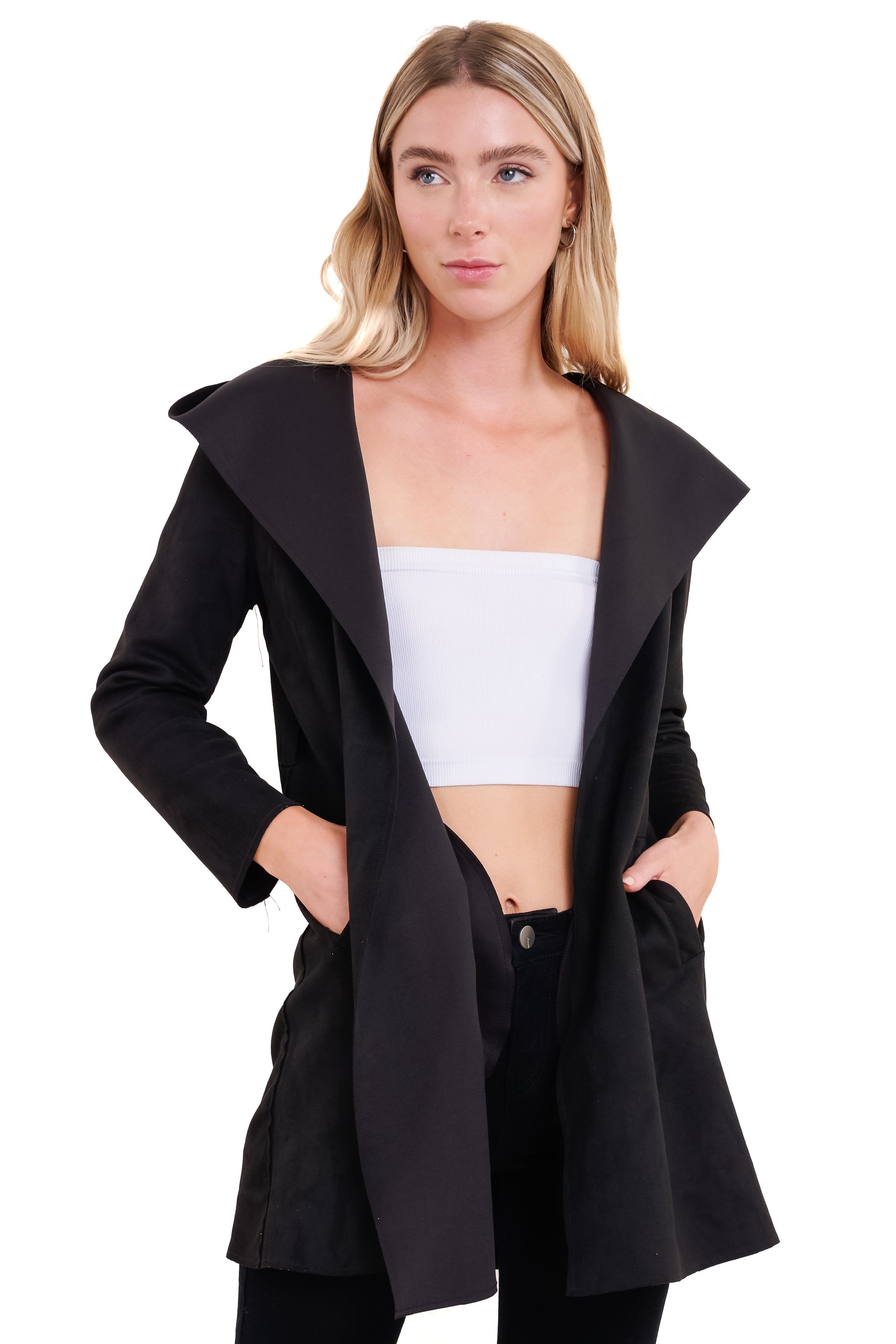 Abrigo liso suede sold by Shasa