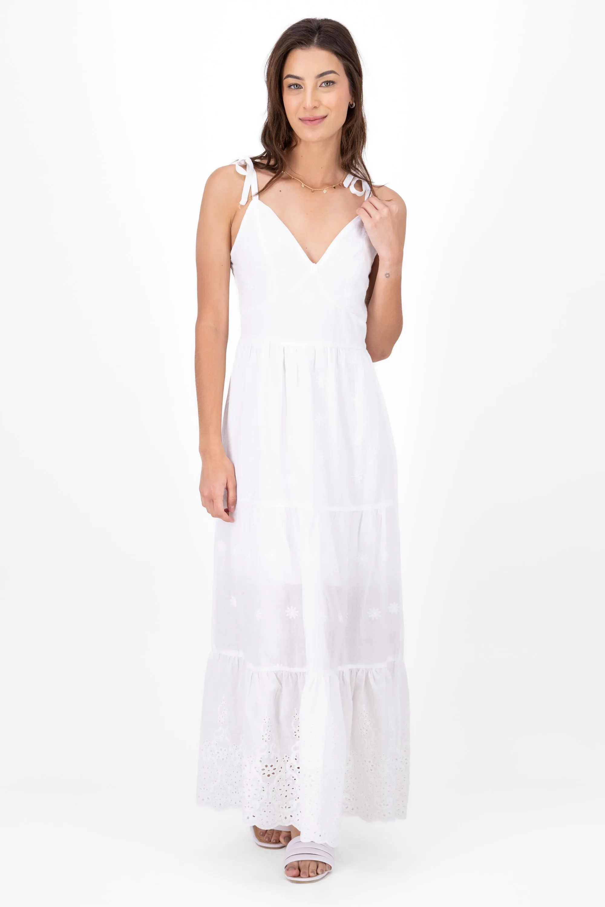 Vestido maxi eyelet fluido sold by Shasa product image thumbnail 2