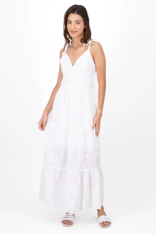 Vestido maxi eyelet fluido sold by Shasa