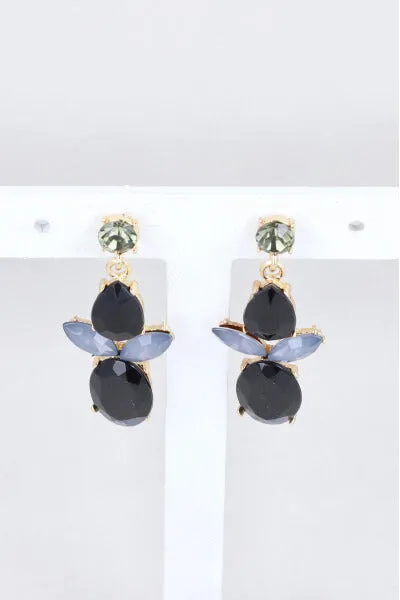 Aretes Cristales Formas sold by Shasa