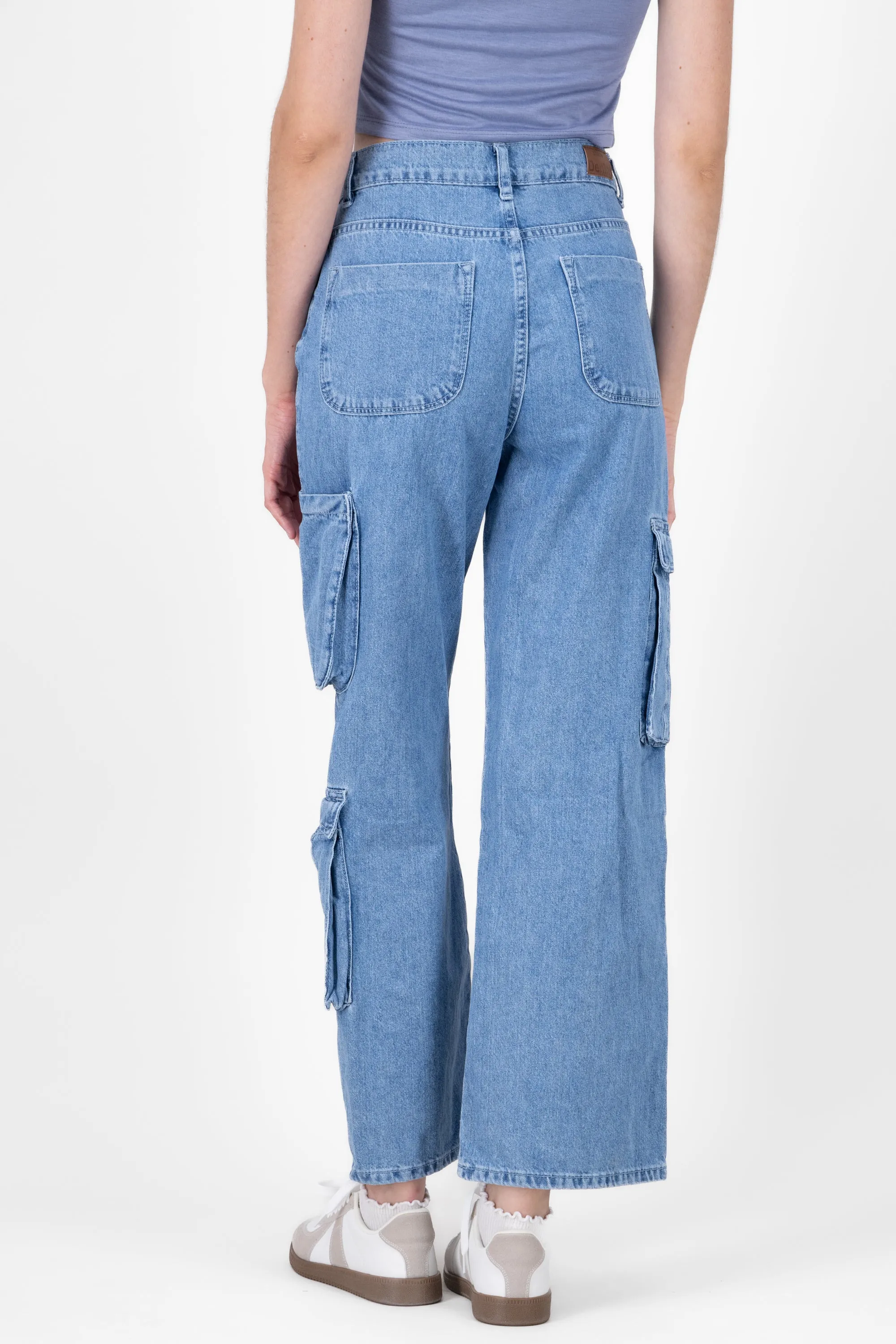 Jeans cargo 3 bolsas parche sold by Shasa product image thumbnail 4