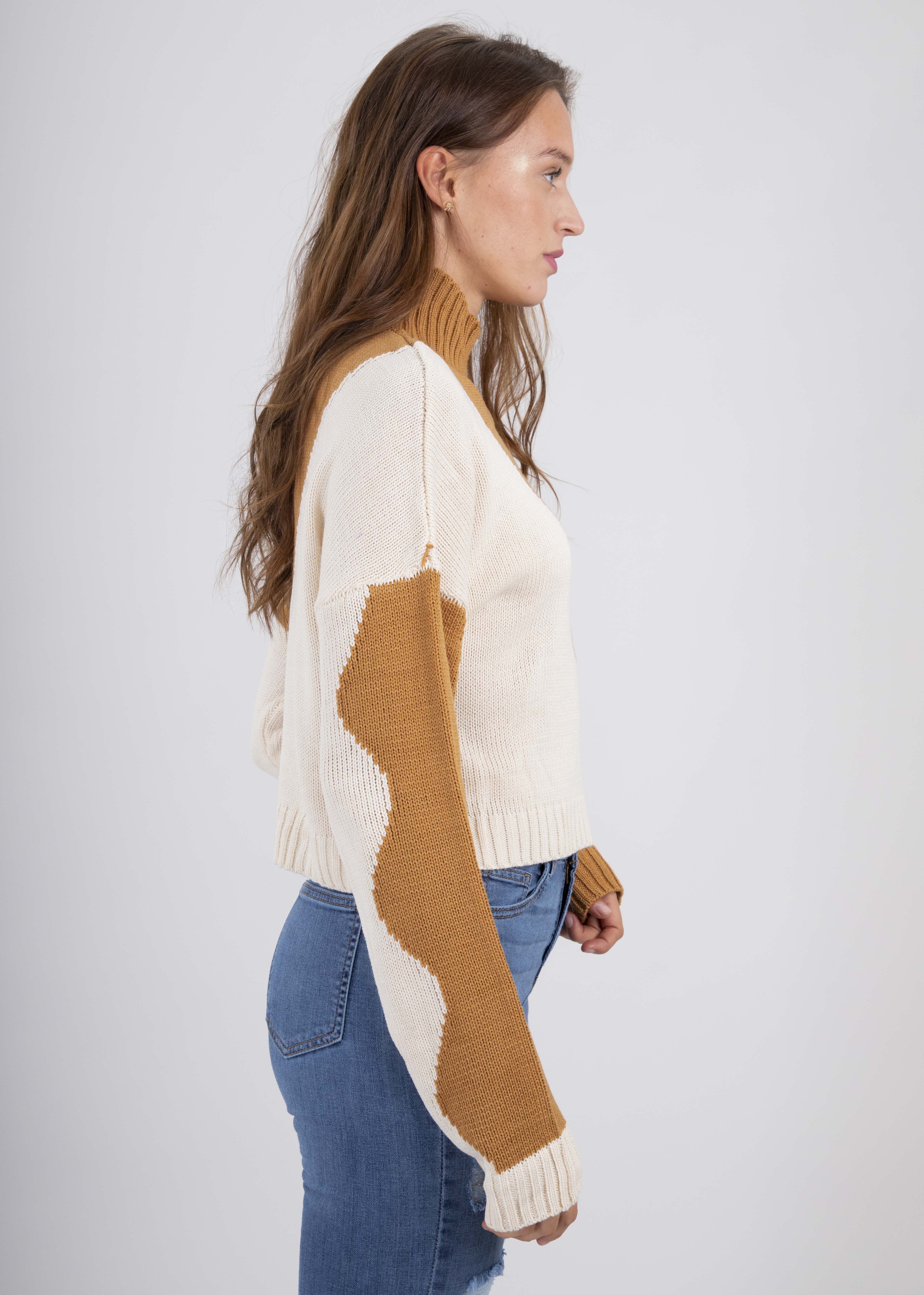 Suéter bicolor cuello alto sold by Shasa product image thumbnail 3