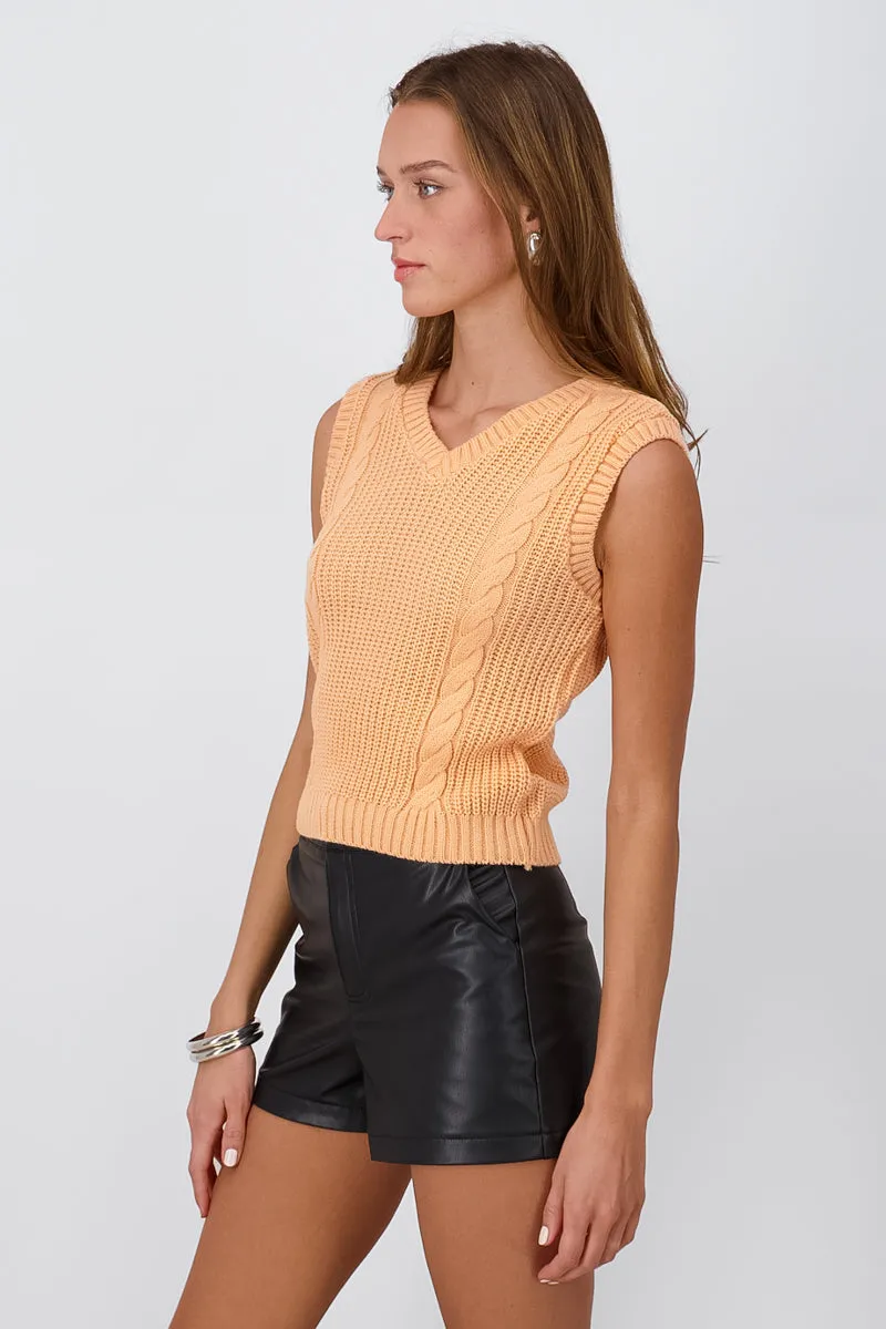 Chaleco Tejido Punto Trenza sold by Shasa product image thumbnail 3