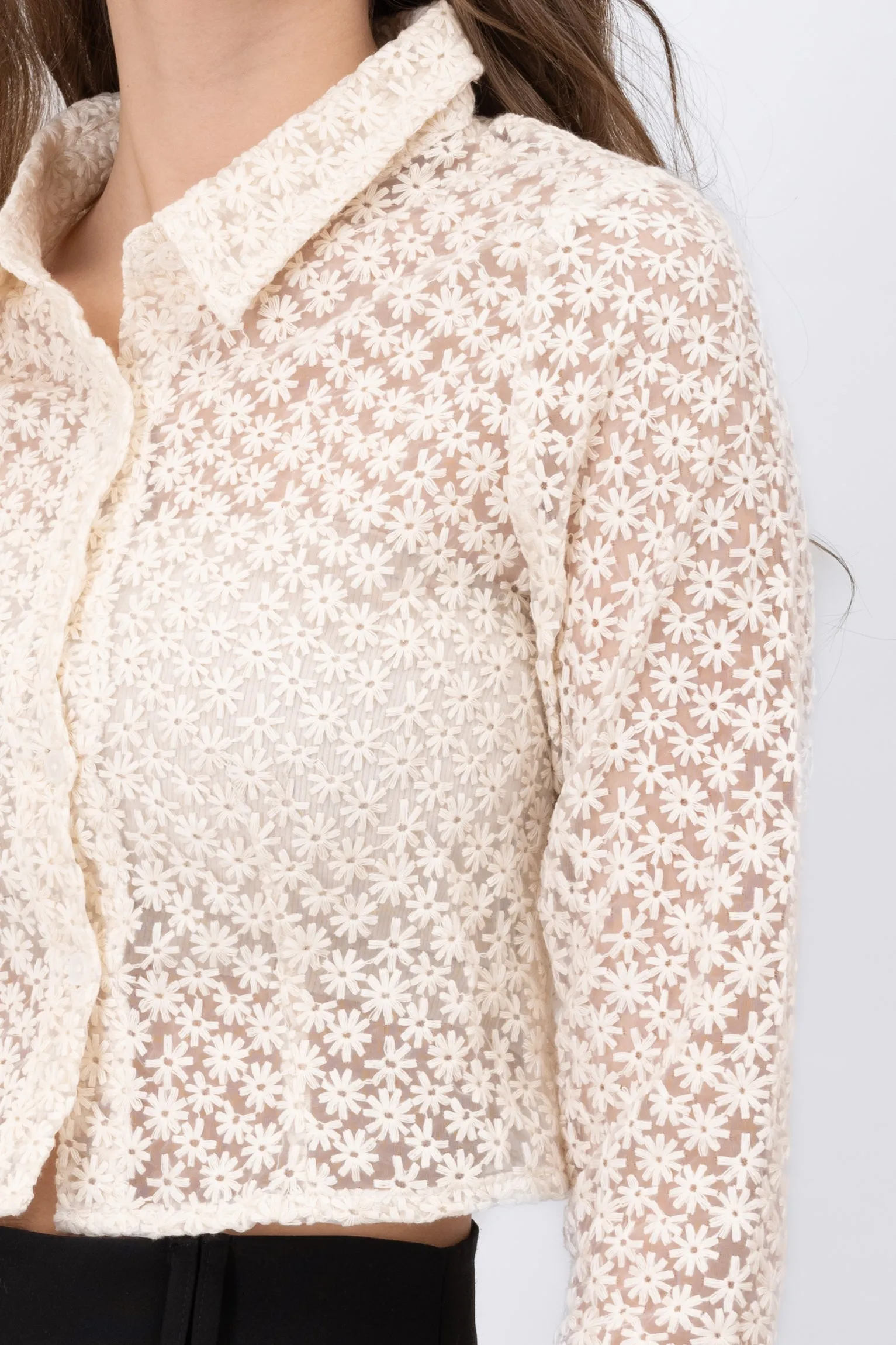 Camisa De Manga Larga Con Detalle De Flores sold by Shasa product image thumbnail 5