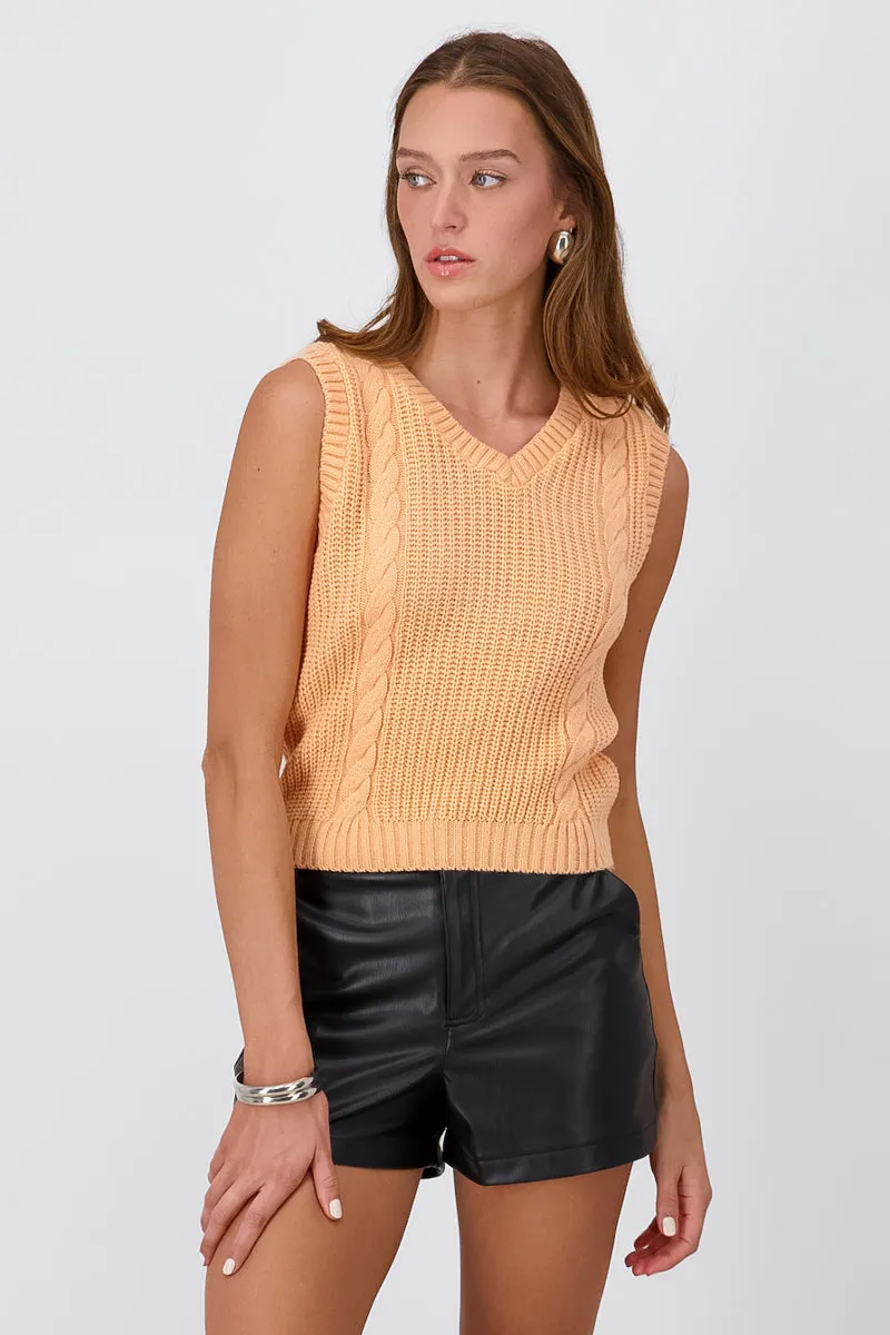 Chaleco Tejido Punto Trenza sold by Shasa product image thumbnail 2