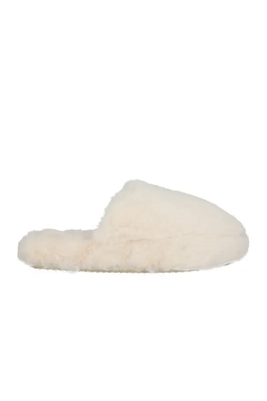 Pantuflas Suaves Peluche sold by Shasa
