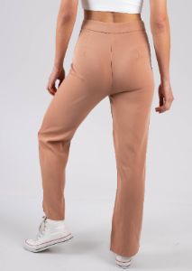 Pantalón straight cintura alta pinzas sold by Shasa