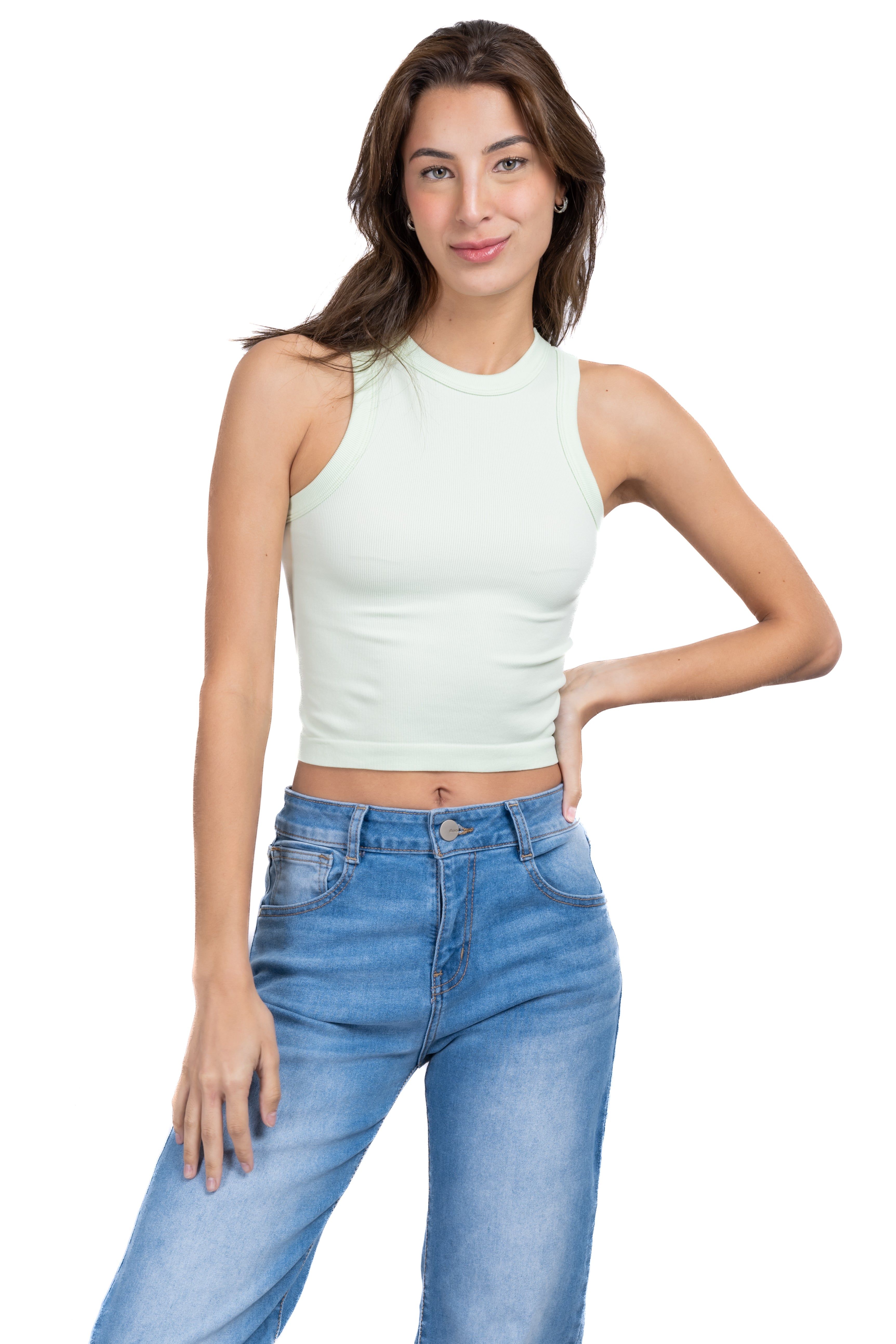 Top liso cuello alto sold by Shasa