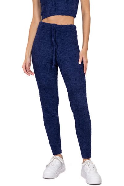 Pantalón liso textura peluche sold by Shasa