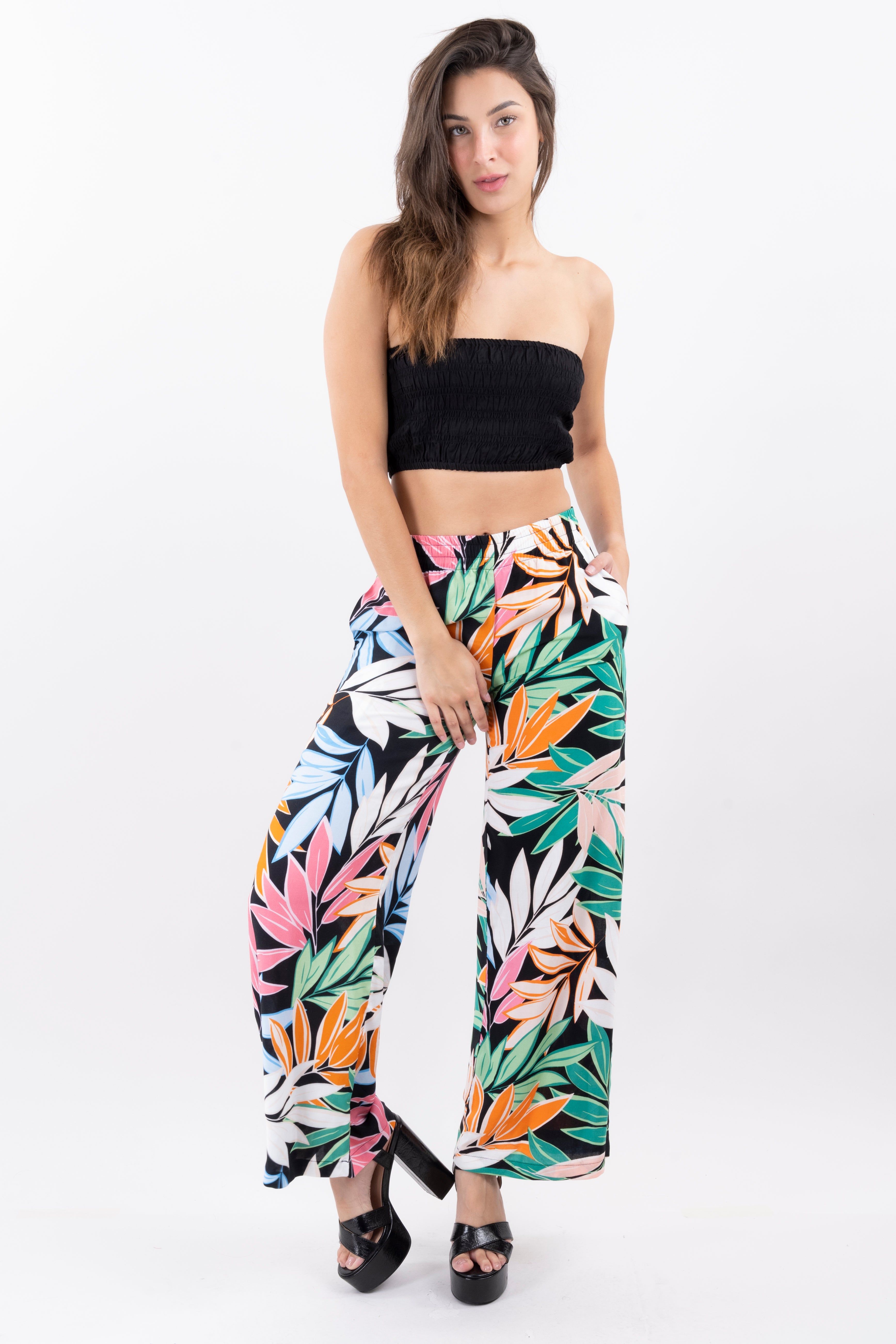 Pantalón amplio estampado tropical sold by Shasa product image thumbnail 2