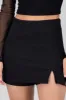 Falda short con abertura sold by Shasa
