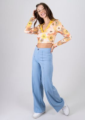 Pantalón recto amplio costura sold by Shasa