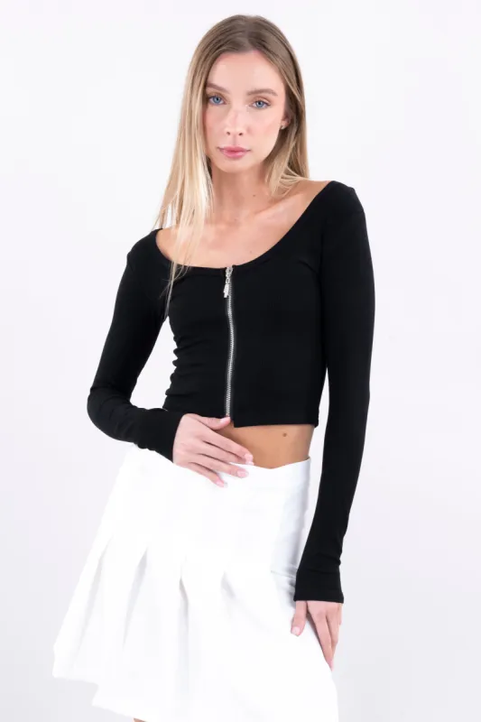 Top manga larga cierre frontal sold by Shasa