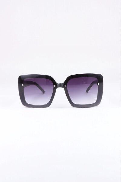 Lentes sol cuadrados sold by Shasa