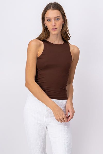 Top acanalado liso cuello redondo sold by Shasa