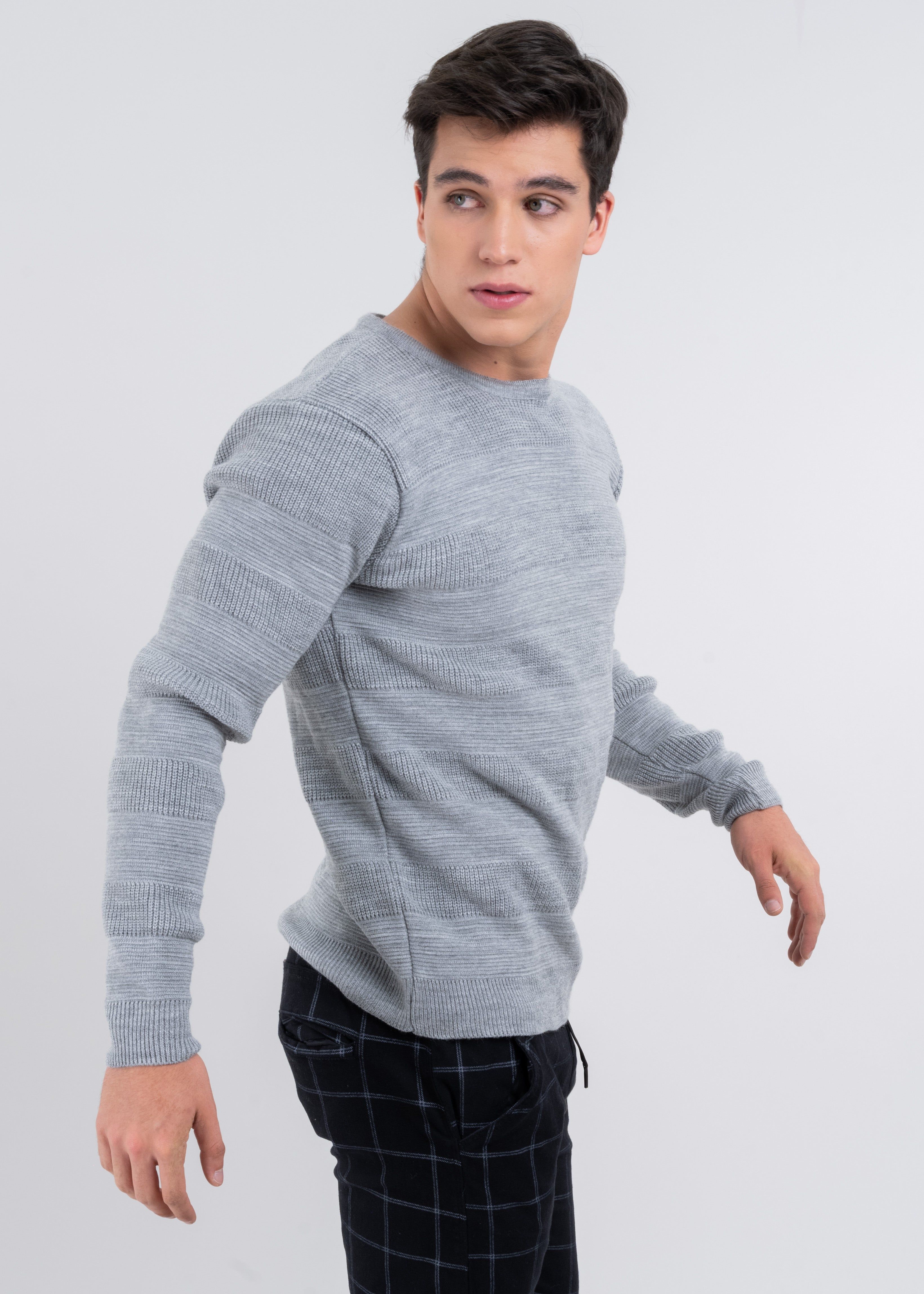 Suéter tejido textura sold by Shasa product image thumbnail 3