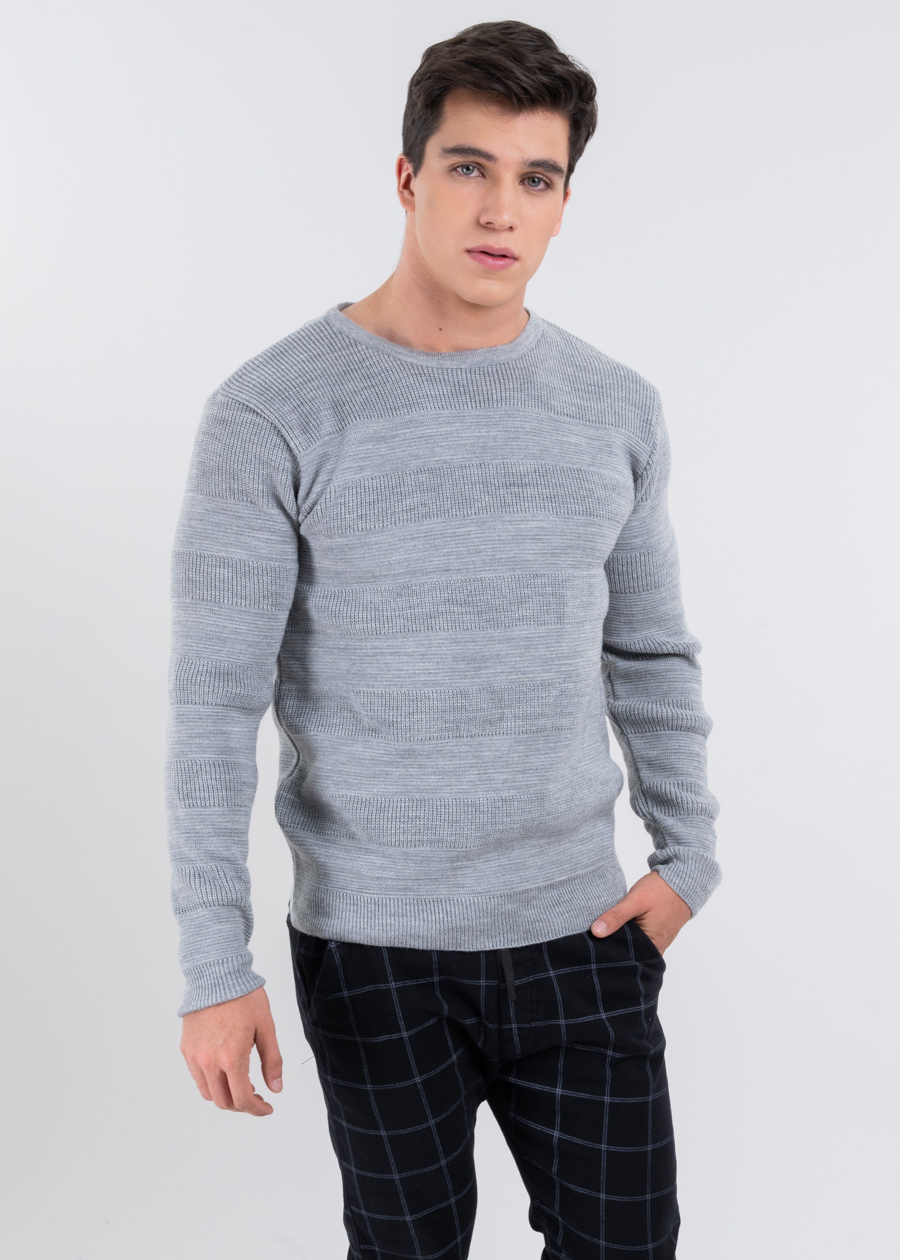 Suéter tejido textura sold by Shasa