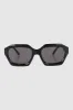 Lentes geometricos rectangulares sold by Shasa