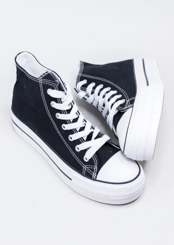 Tenis Clásico Botín Canvas sold by Shasa