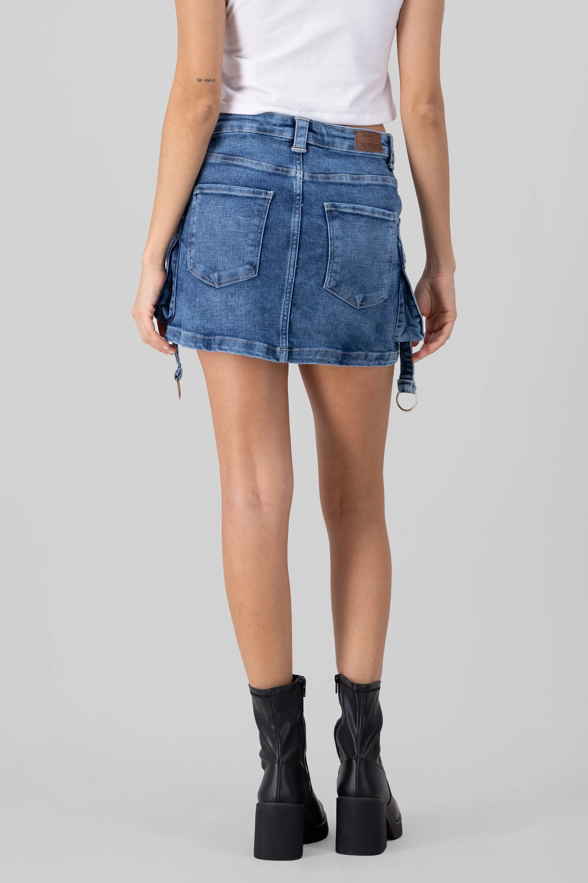 Falda cargo 2 bolsas con argollas sold by Shasa product image thumbnail 4