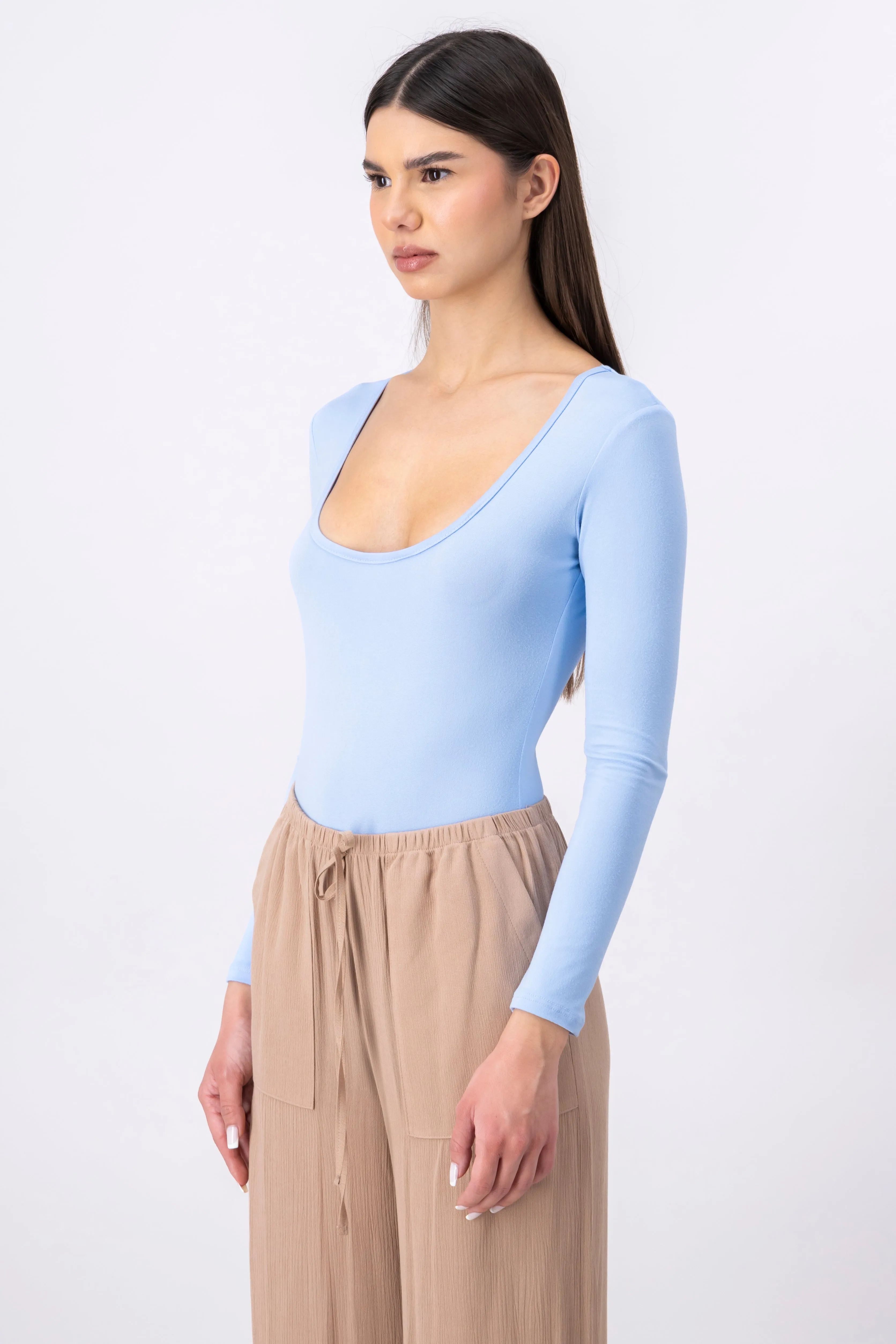 Bodysuit Liso Escote Cuadrado sold by Shasa