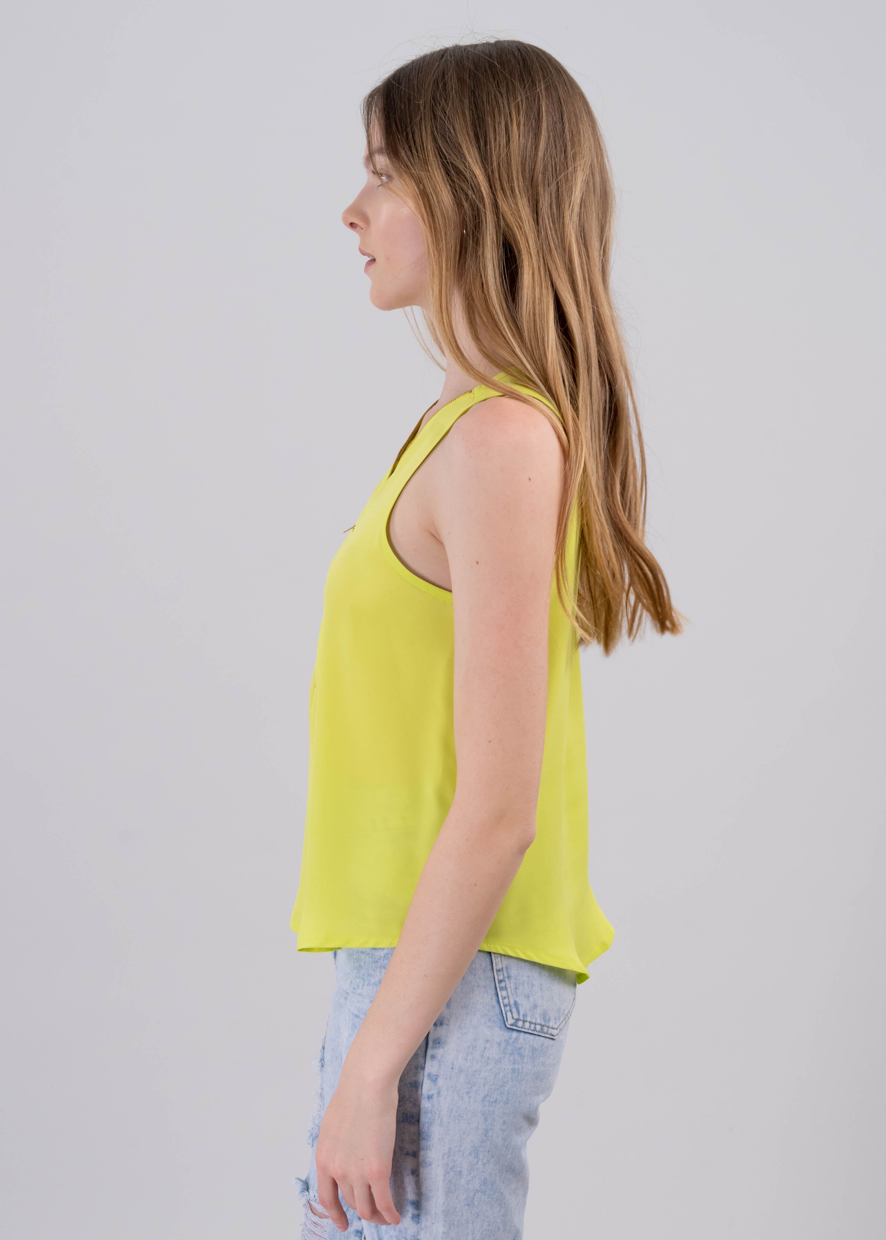 Blusa tirantes cierre delantero sold by Shasa product image thumbnail 3