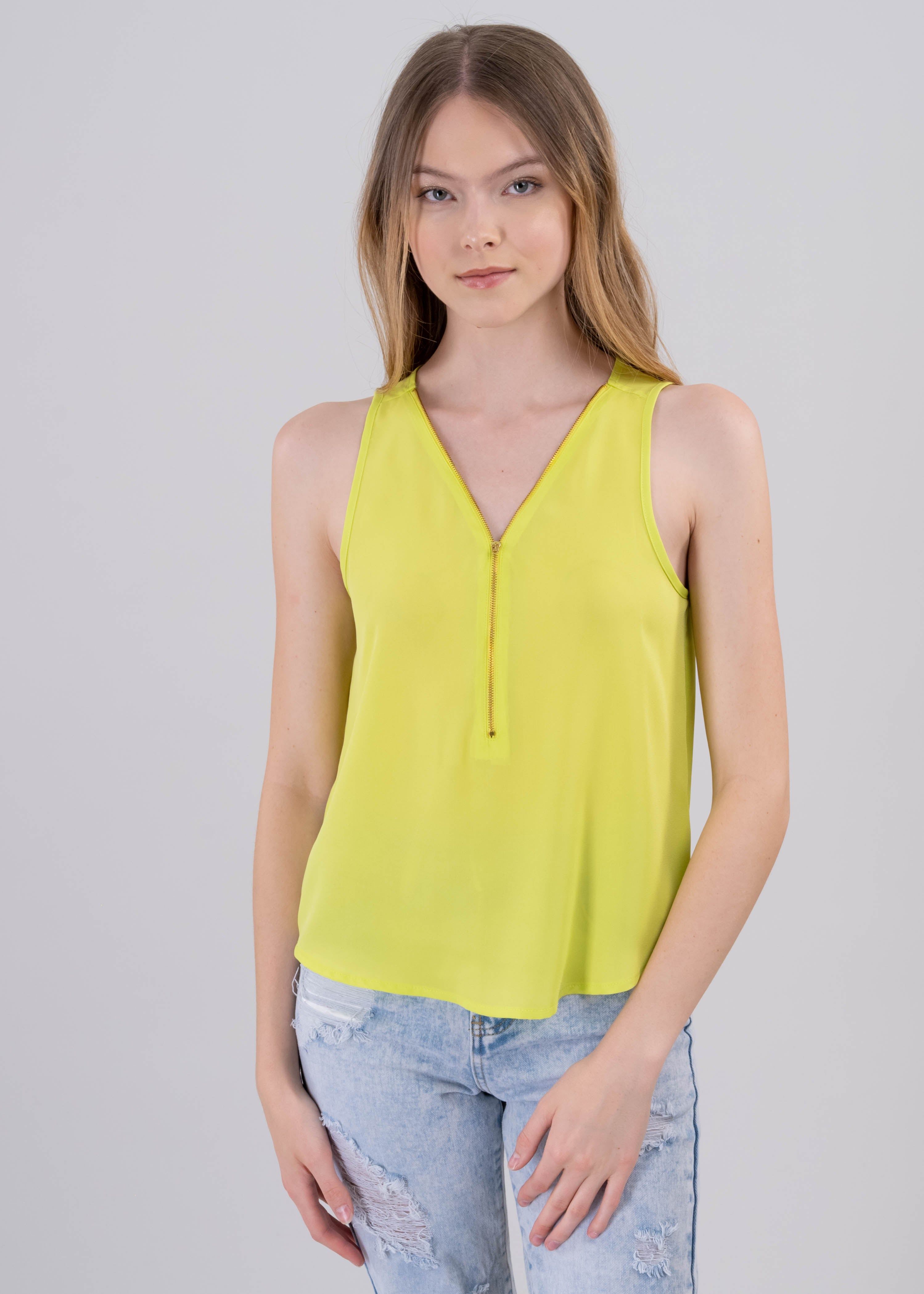 Blusa tirantes cierre delantero sold by Shasa product image thumbnail 2