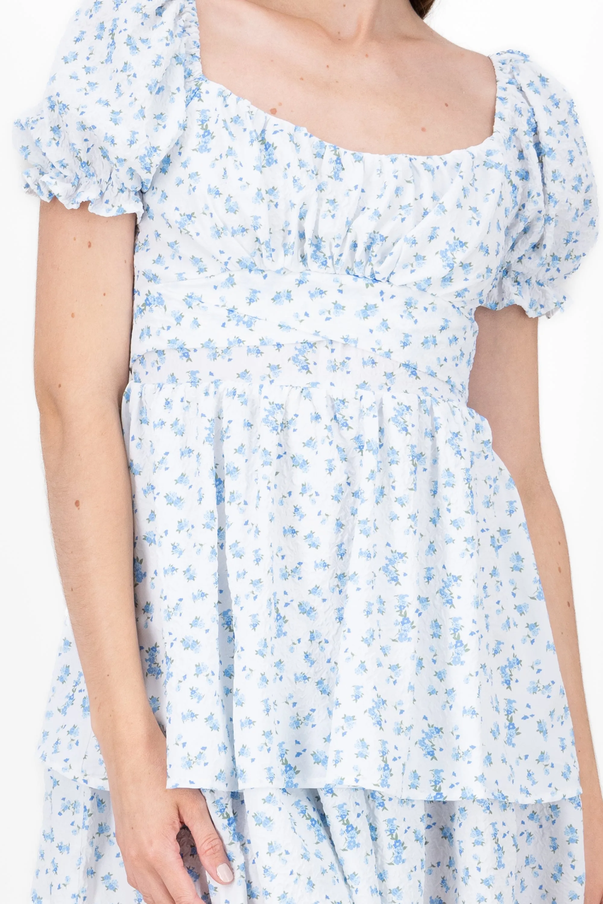 Vestido con olanes estampado flores sold by Shasa product image thumbnail 5