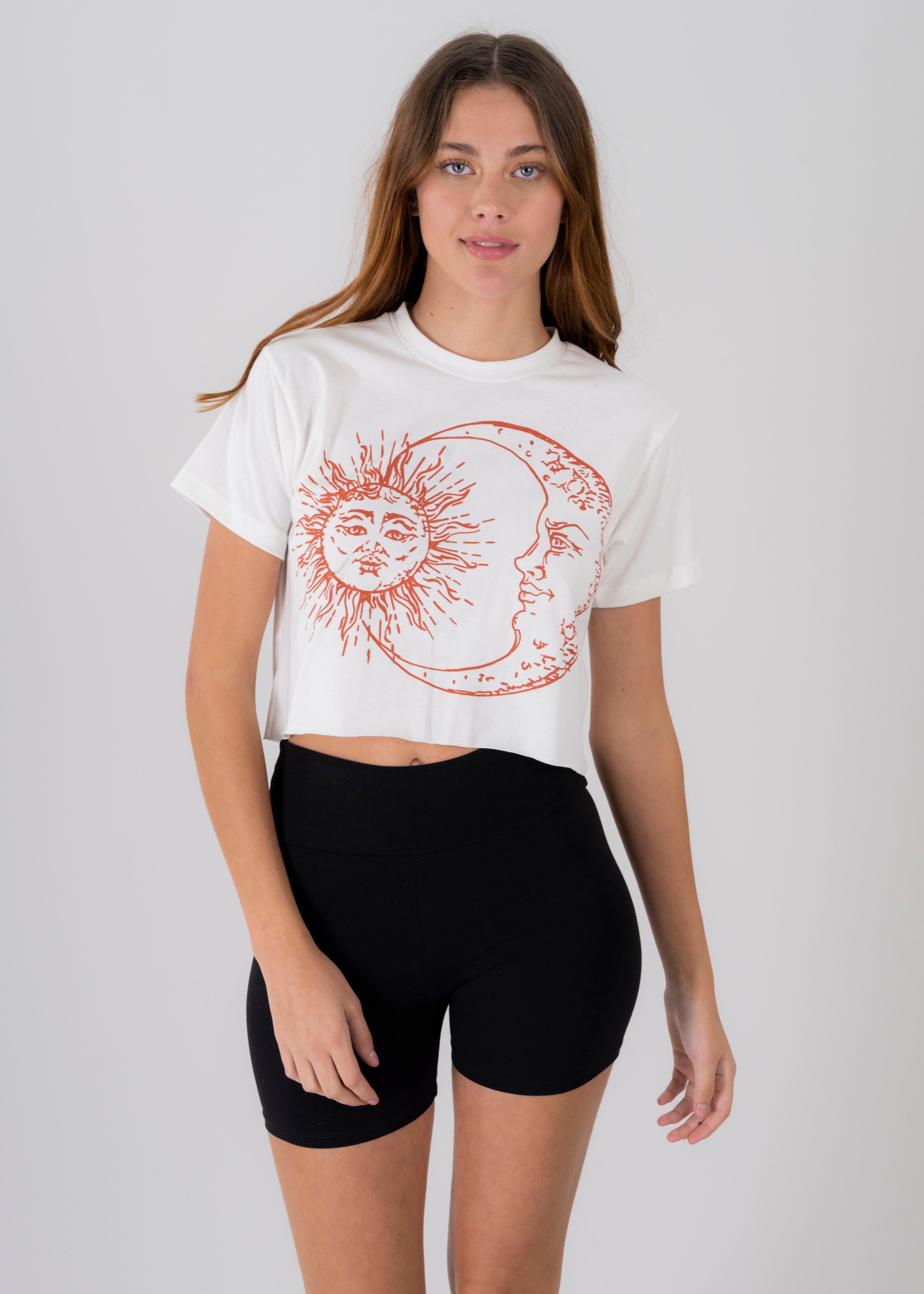 Playera estampado sol luna sold by Shasa
