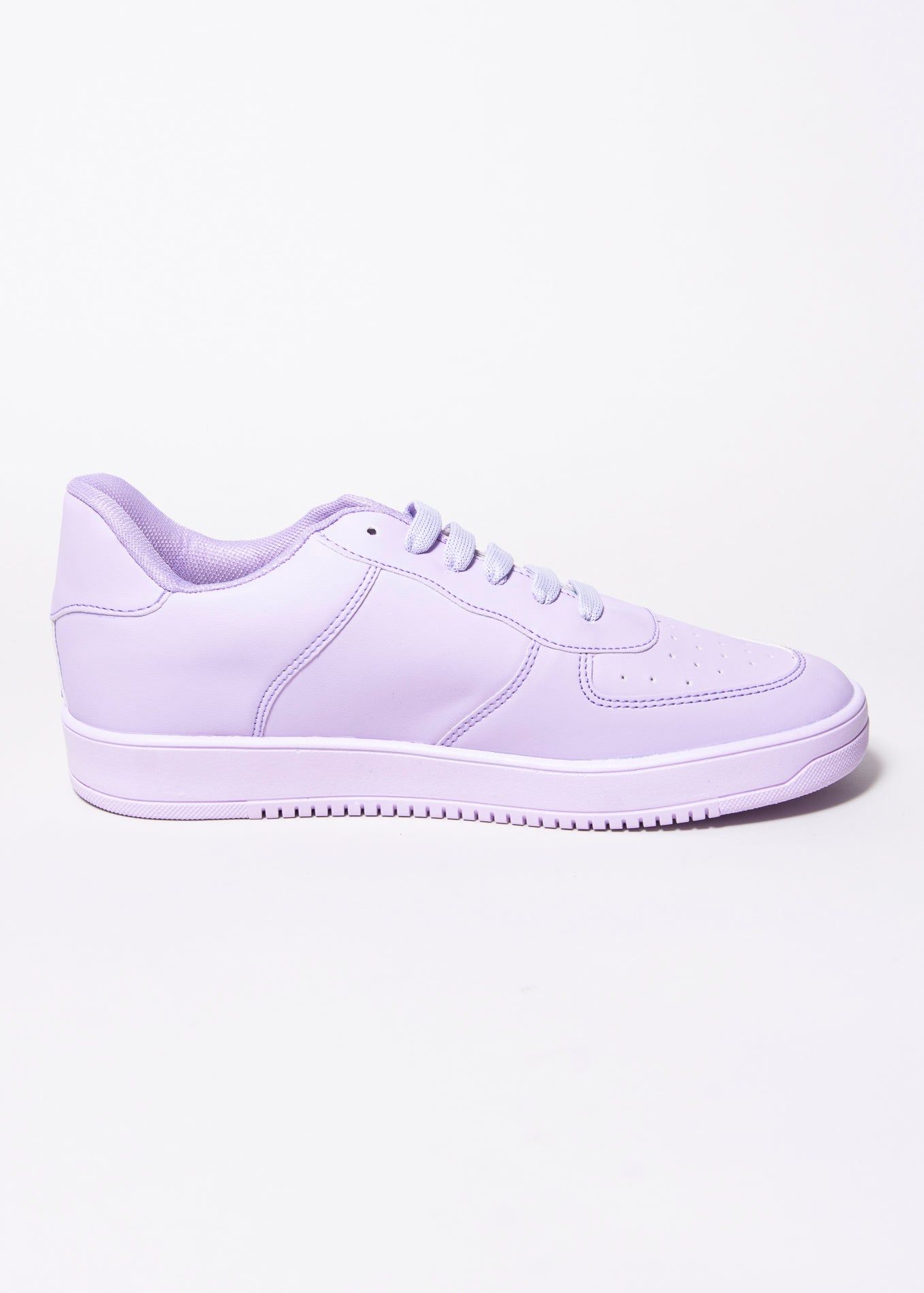 Tenis retro casual diseño perforado sold by Shasa product image thumbnail 4