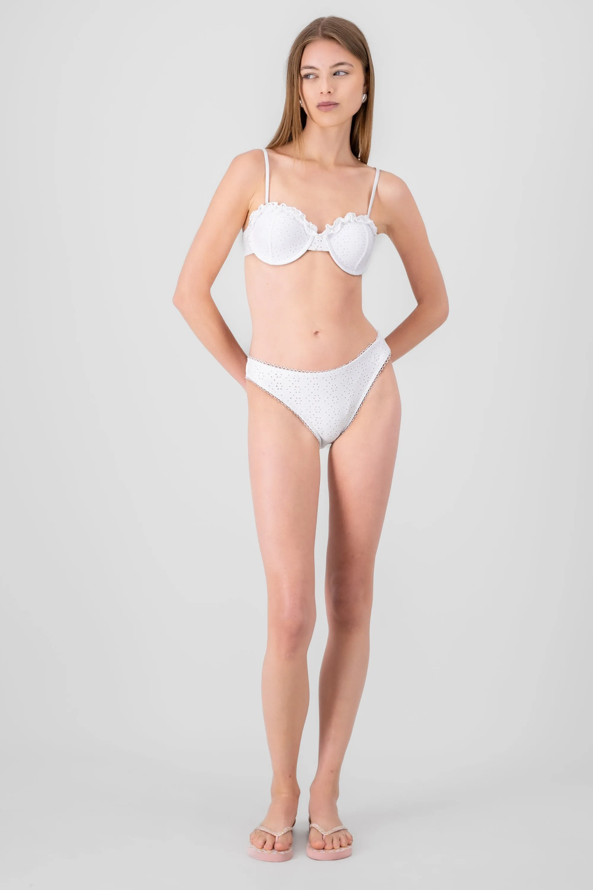 Traje de bano flores textura sold by Shasa