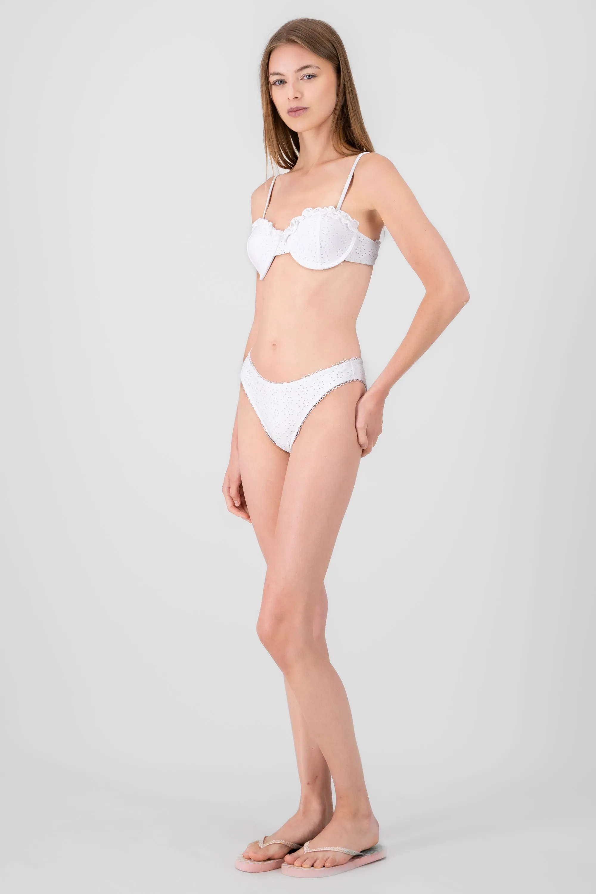 Traje de bano flores textura sold by Shasa product image thumbnail 3