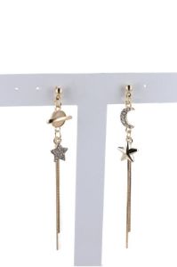Aretes maxi planeta estrellas sold by Shasa