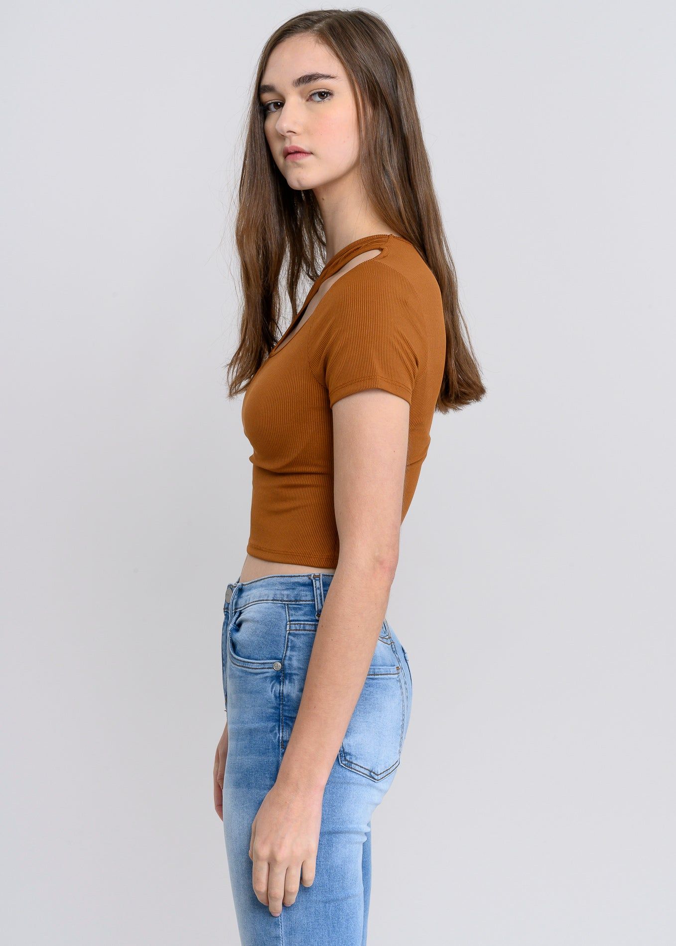 Top escote asimétrico sold by Shasa product image thumbnail 3