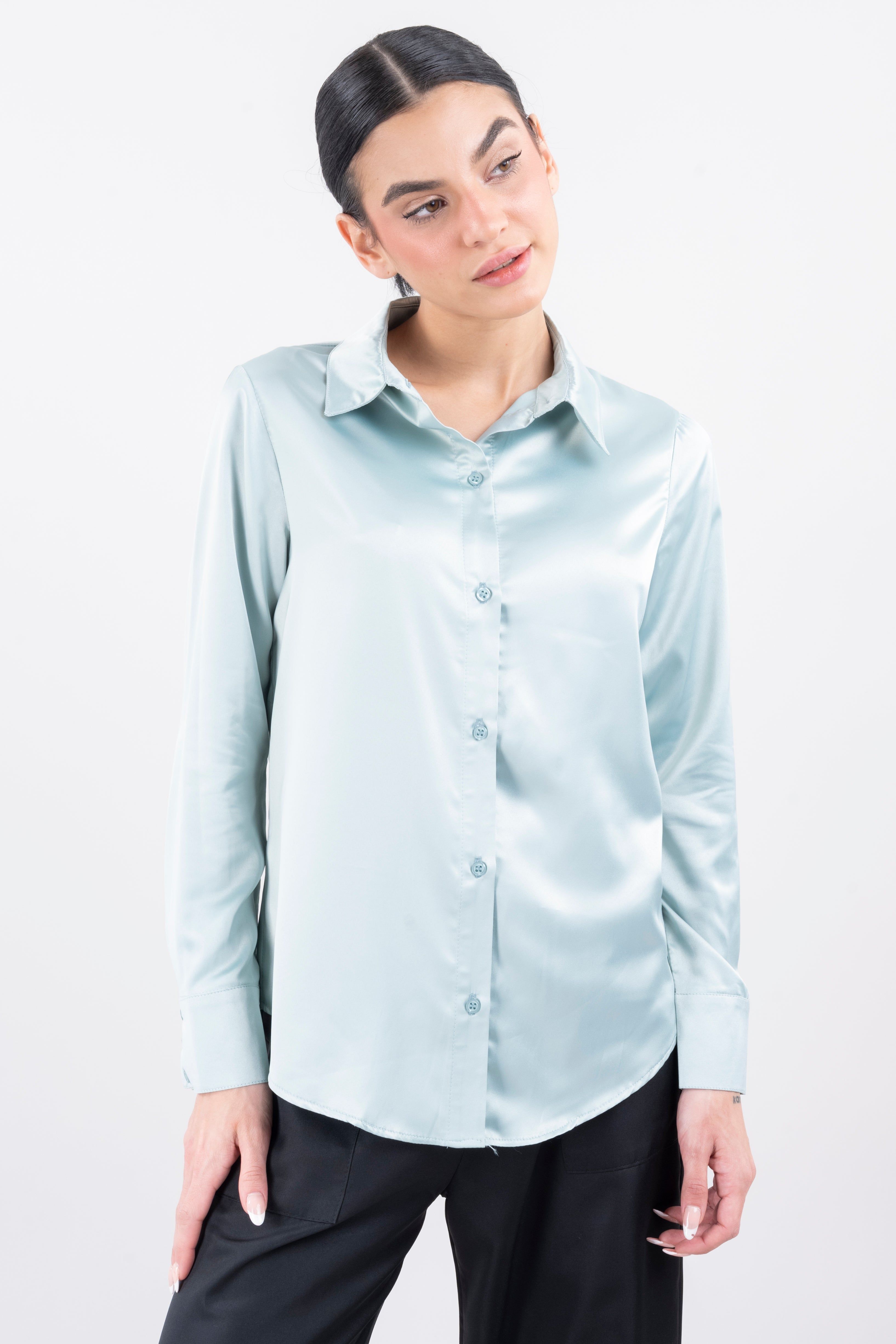 Camisa satín cuello solapa sold by Shasa