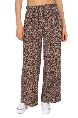 Pantalón wide leg animal print sold by Shasa