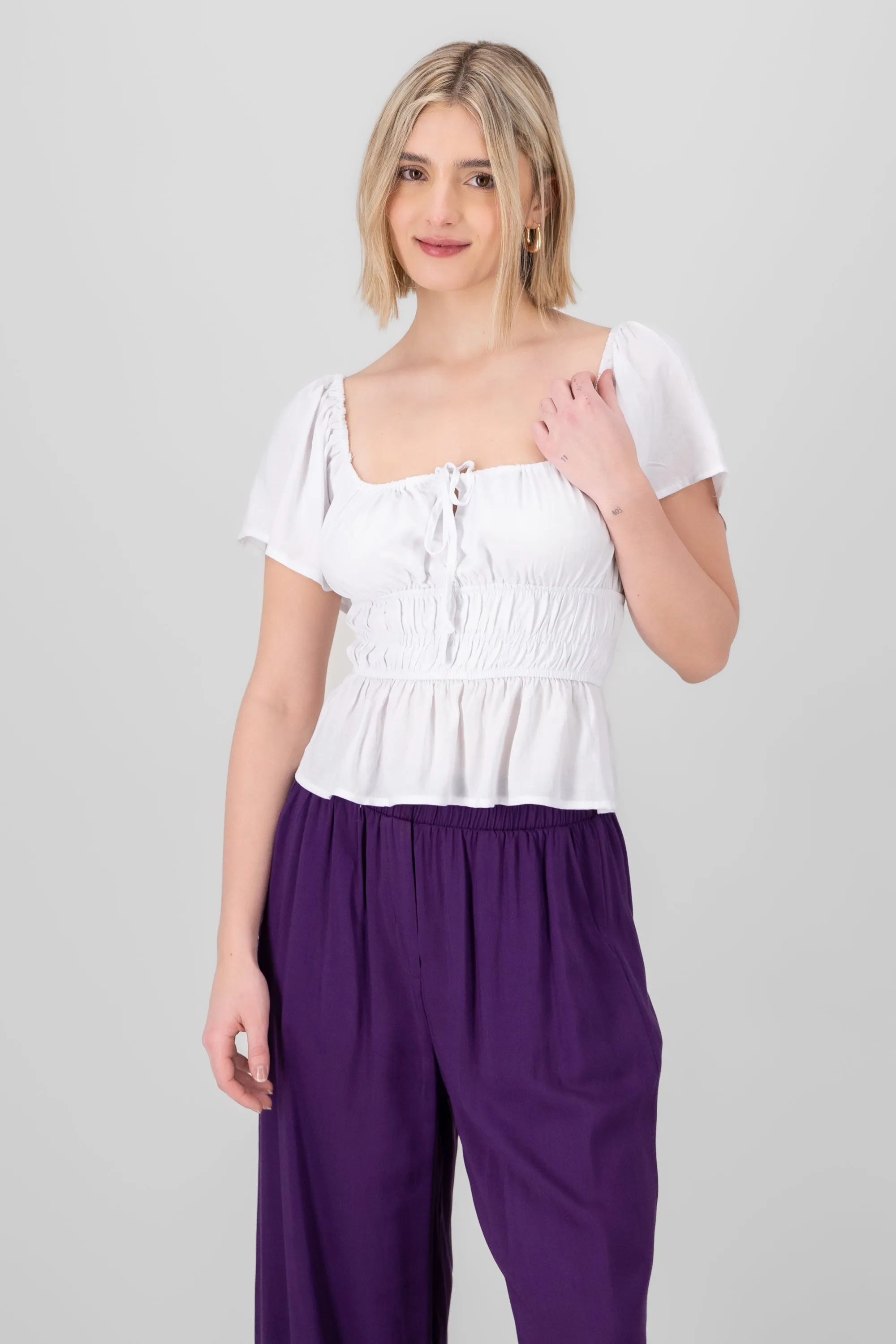 Blusa manga corta detalle espalda sold by Shasa product image thumbnail 2