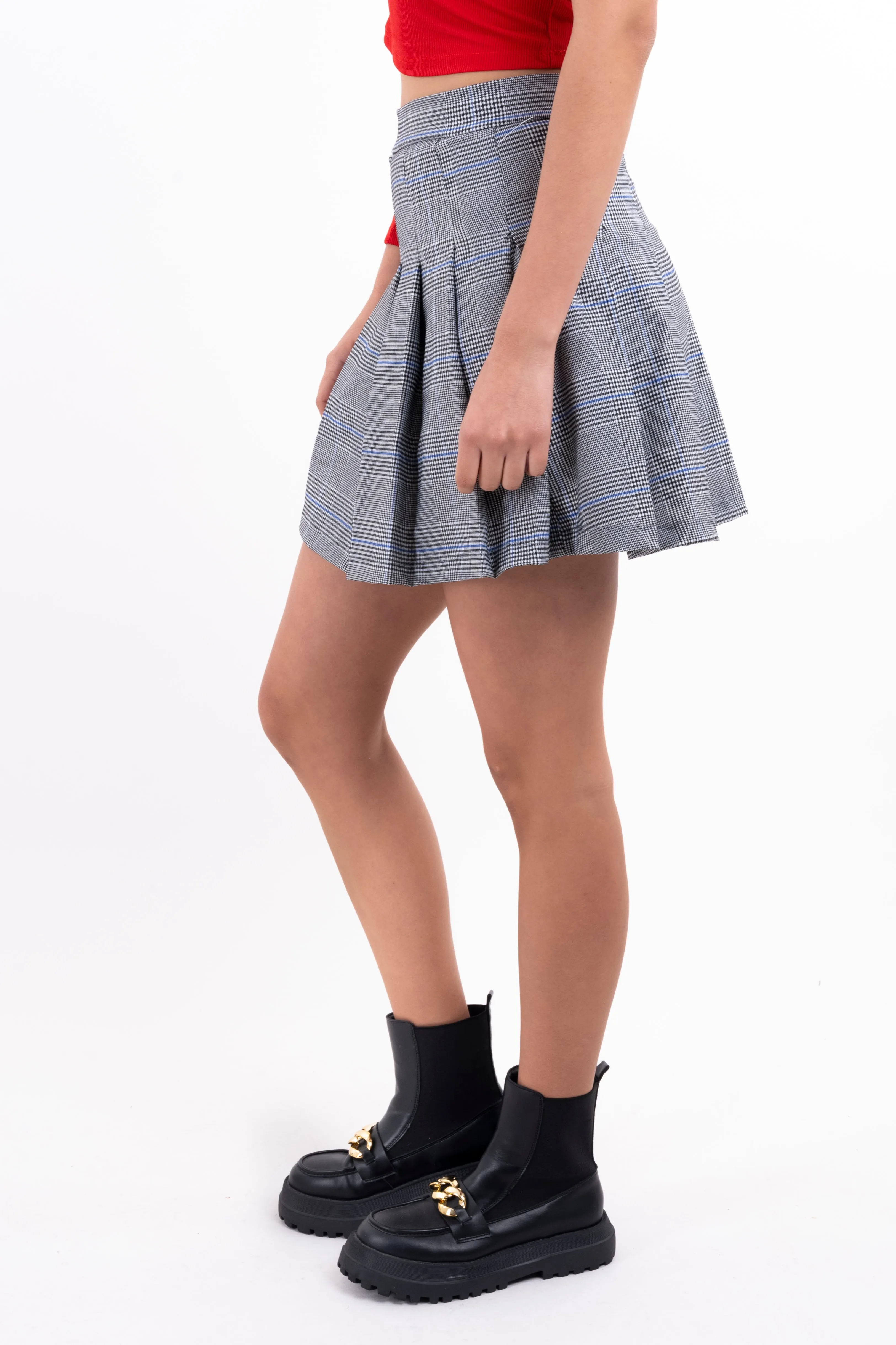 Falda mini tableada cuadros sold by Shasa product image thumbnail 3