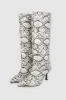 Bota larga estructura puntal sold by Shasa